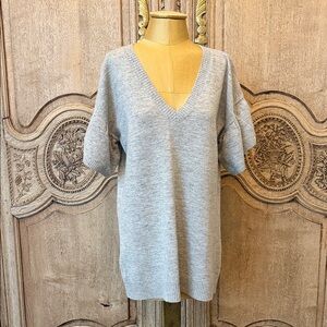BCBG V-Neck Short Flutter Sleeve Tunic Sweater or Mini Dress in Light Gray